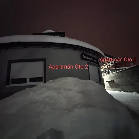 アパート Apartman Oto 2 トルトノフ