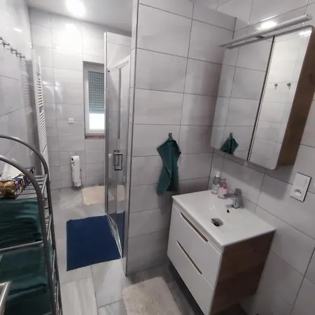 アパート Apartman Oto 2 *
